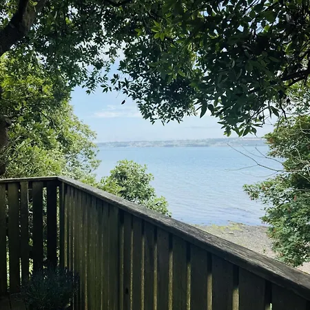 Harbour View Tree House Шале Ков